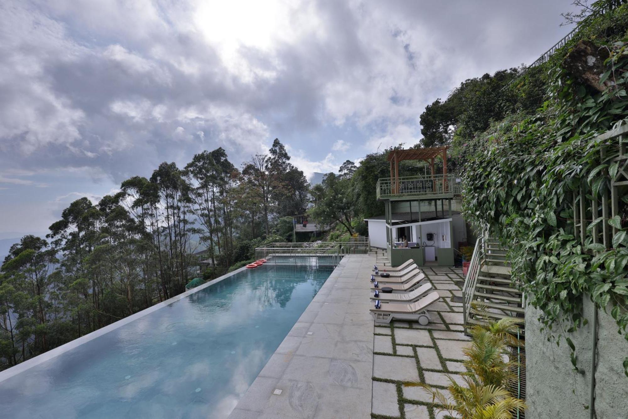 Fragrant Nature Munnar - A Five Star Classified Hotel מראה חיצוני תמונה
