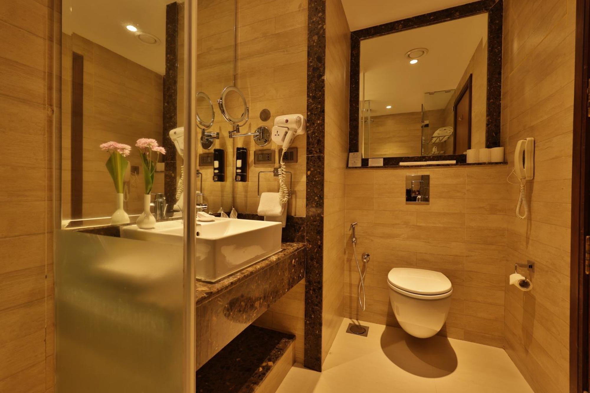 Fragrant Nature Munnar - A Five Star Classified Hotel חדר תמונה