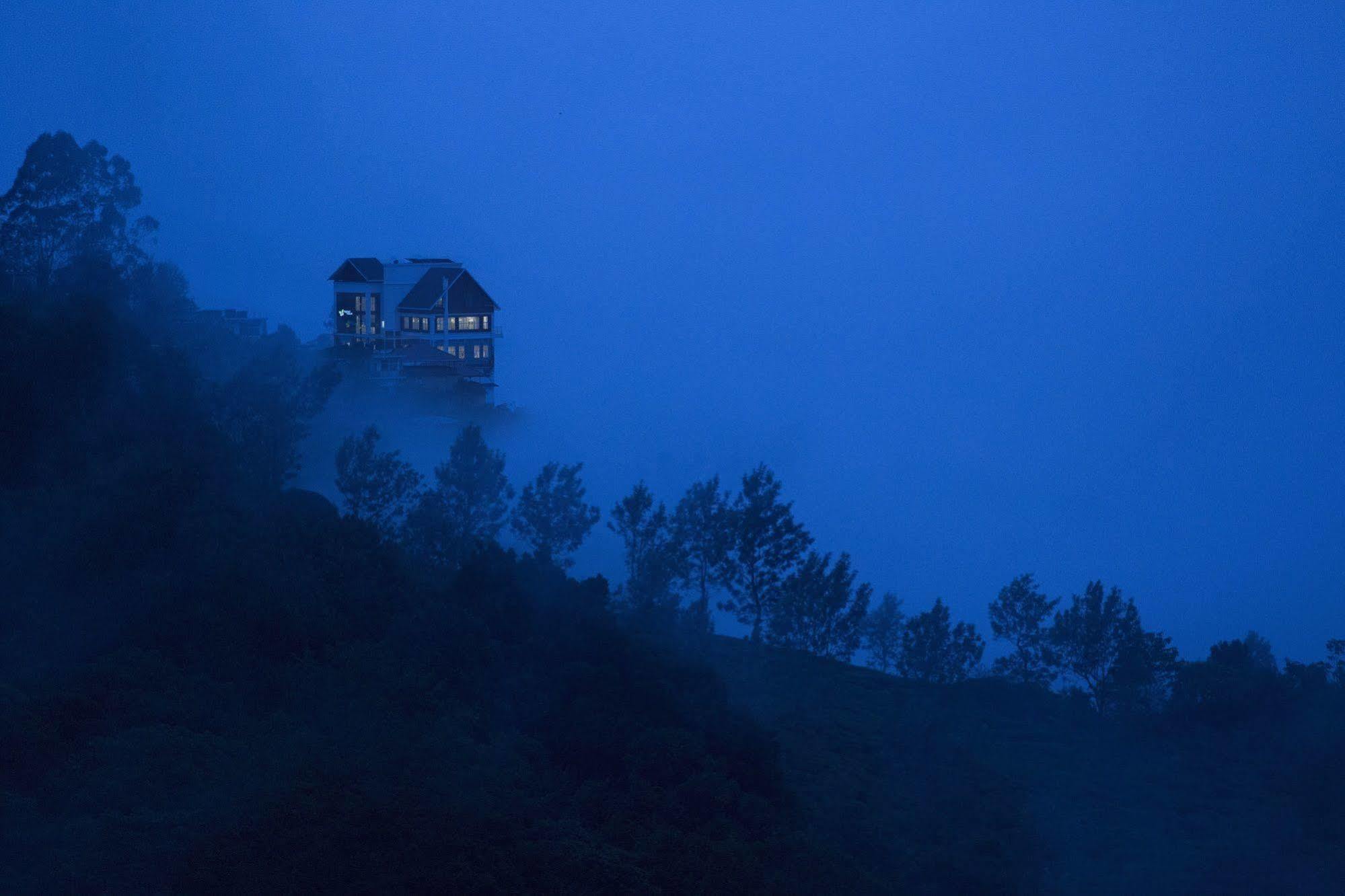 Fragrant Nature Munnar - A Five Star Classified Hotel מראה חיצוני תמונה